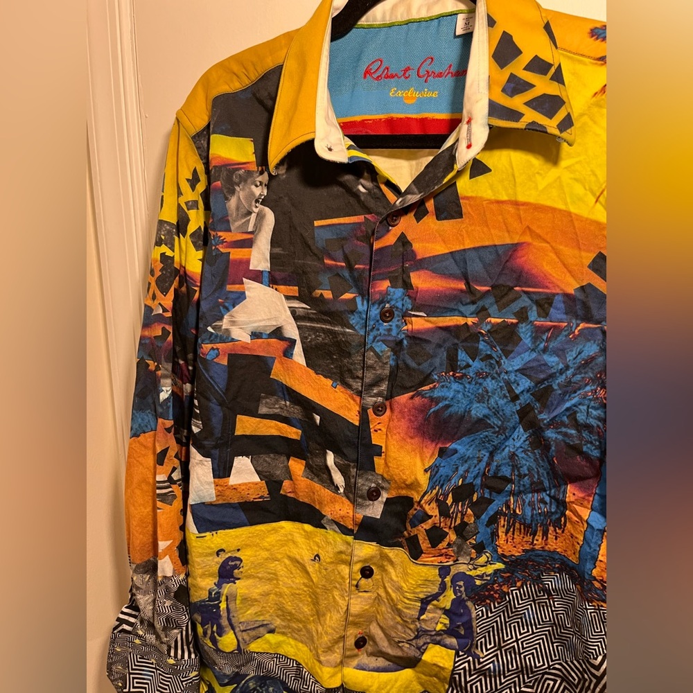 Robert Graham Exclusive Wild Summer Resort Shirt - Picture 4 of 9